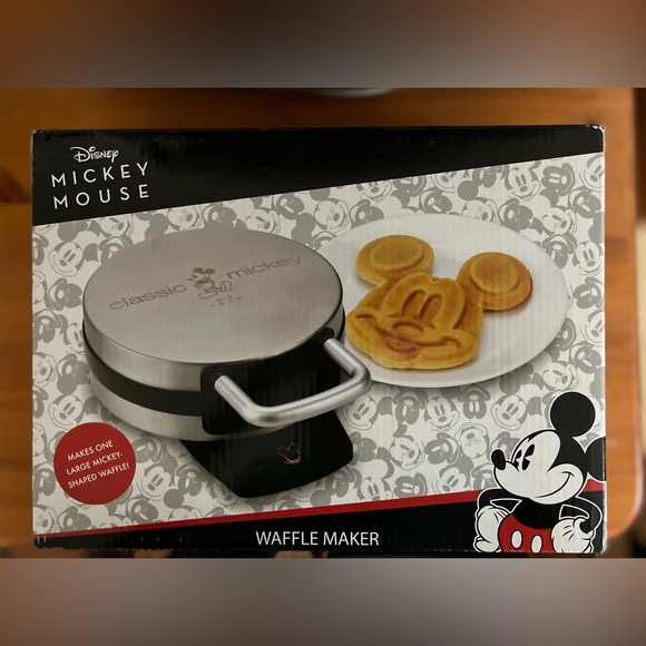 Disney Kitchen Disney Mickey Mouse Waffle Maker Poshmark